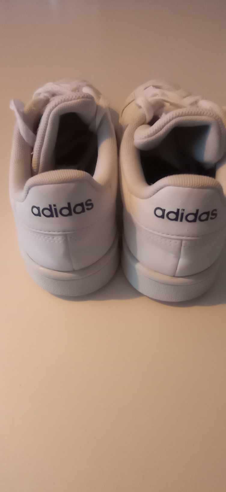 Buty sportowe Adidas, rozm. 36 i 1/2