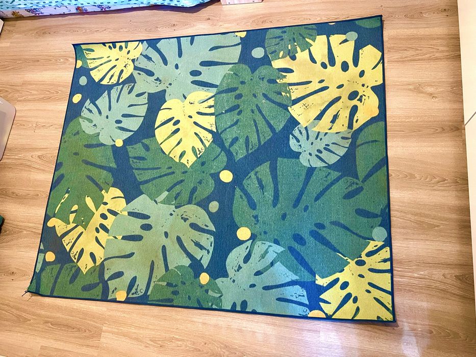 Ikea URSKOG Tapete quarto crianca
