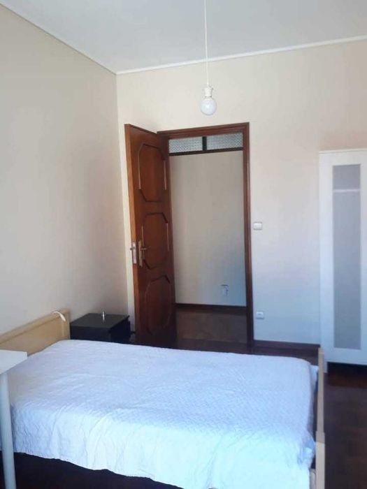Quarto na Baixa do Porto