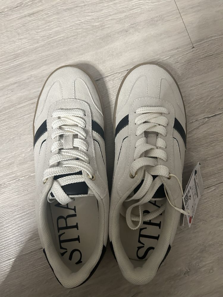 Adidasy Stradivarius r.37