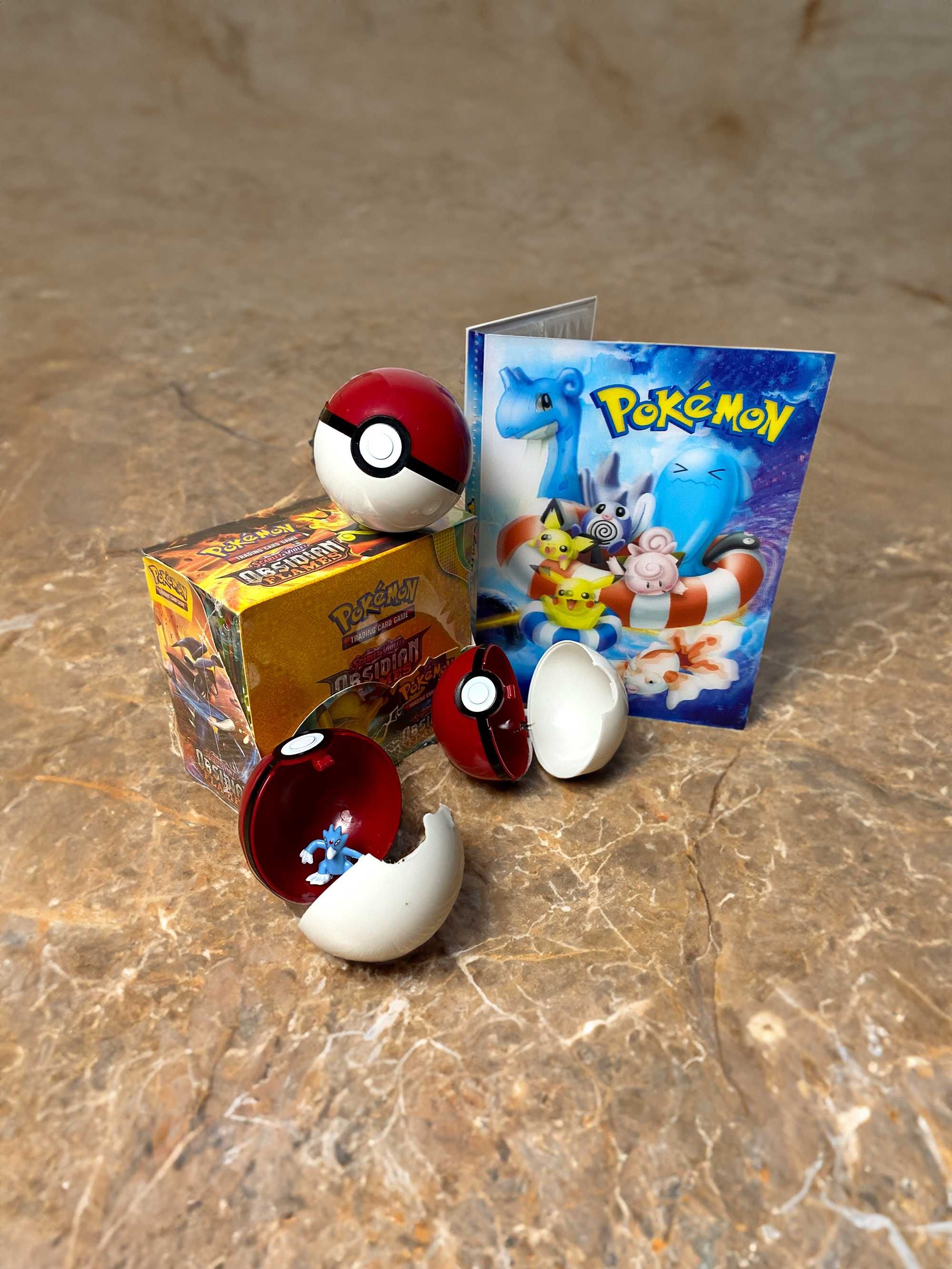 KOSMICZNY PAKIET Kart Pokemon W Zestawie Z Albumem + POKEBALL