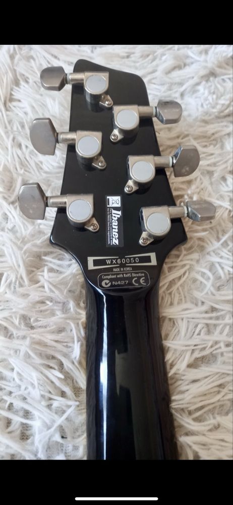 Ibanez SZ320 Korea. Вклеєний гриф.