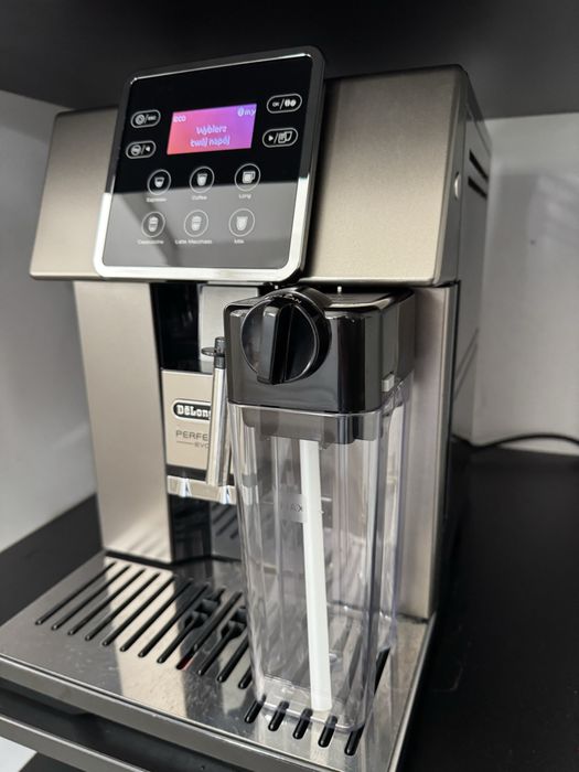 Ekspress do kawy DeLonghi Perfecta EVO