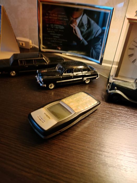 Nokia 1100 black ретро 2004