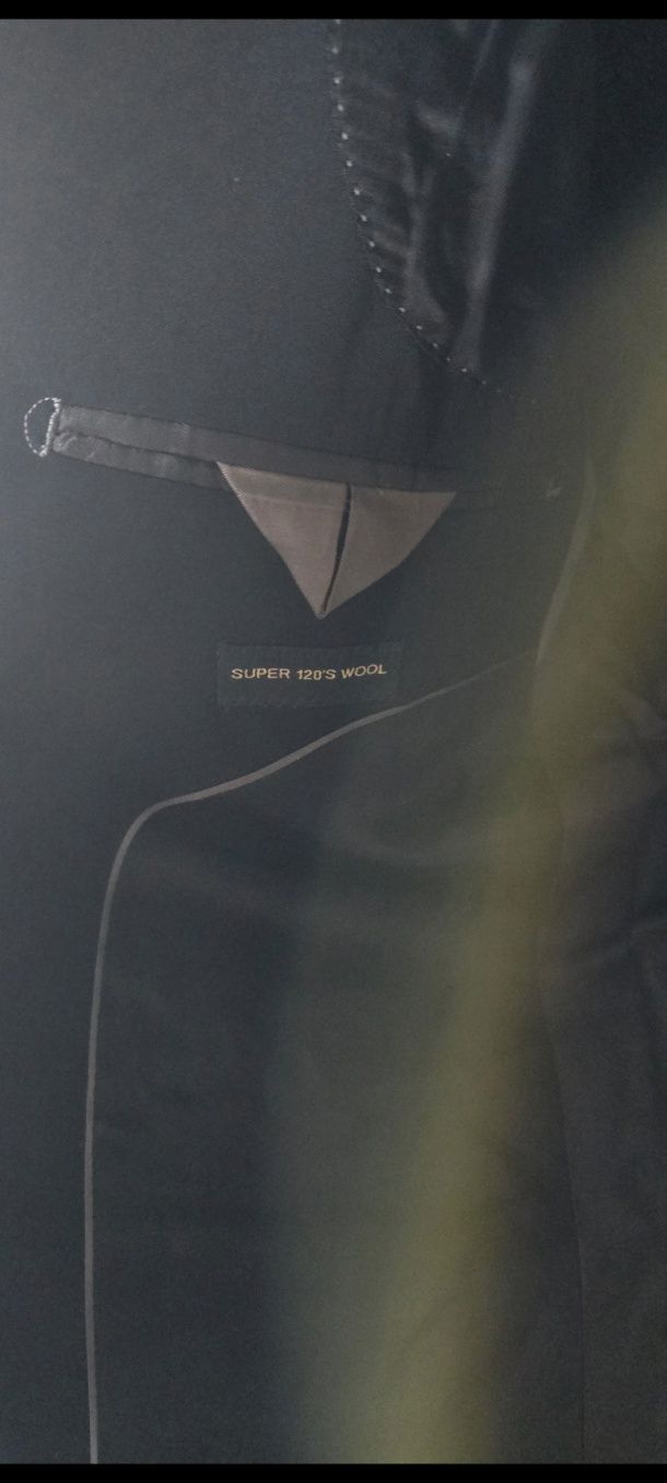 Fato preto Massimo Dutti