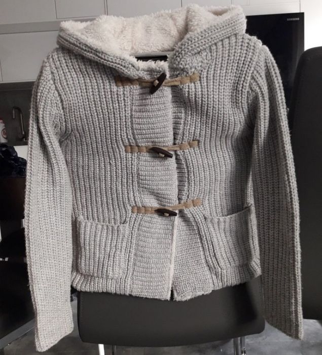 Zestaw ubranek dla dziewczynki bluza sweterek rozm 128