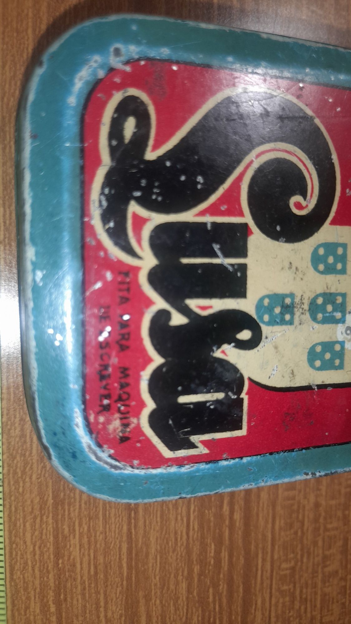 Caixa Lusa anos 60(portes imcluidos)