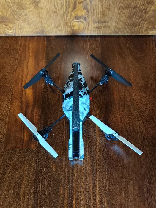 Parrot AR.Drone 2.0 Elite Edition Drone64584215394563124