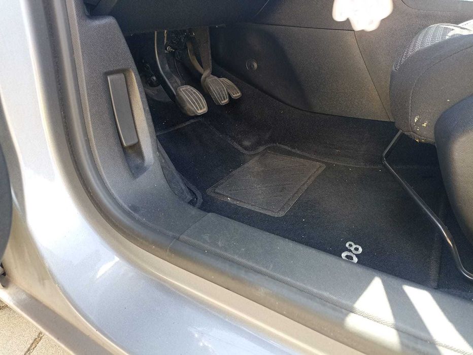 Peugeot 308 - active - usado — foto 8