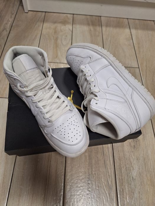 Nike Air Jordan białe 43