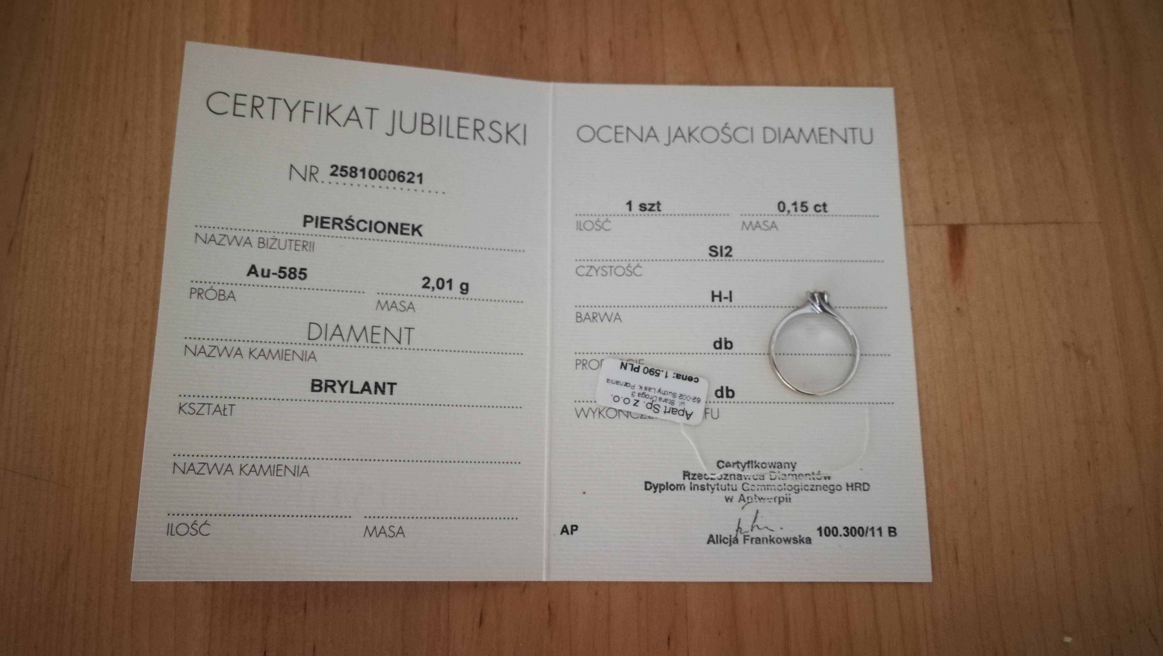 Pierścionek zaręczynowy z brylantem