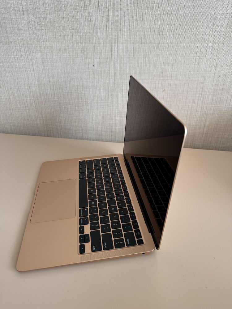 Mcbook air M1 2020