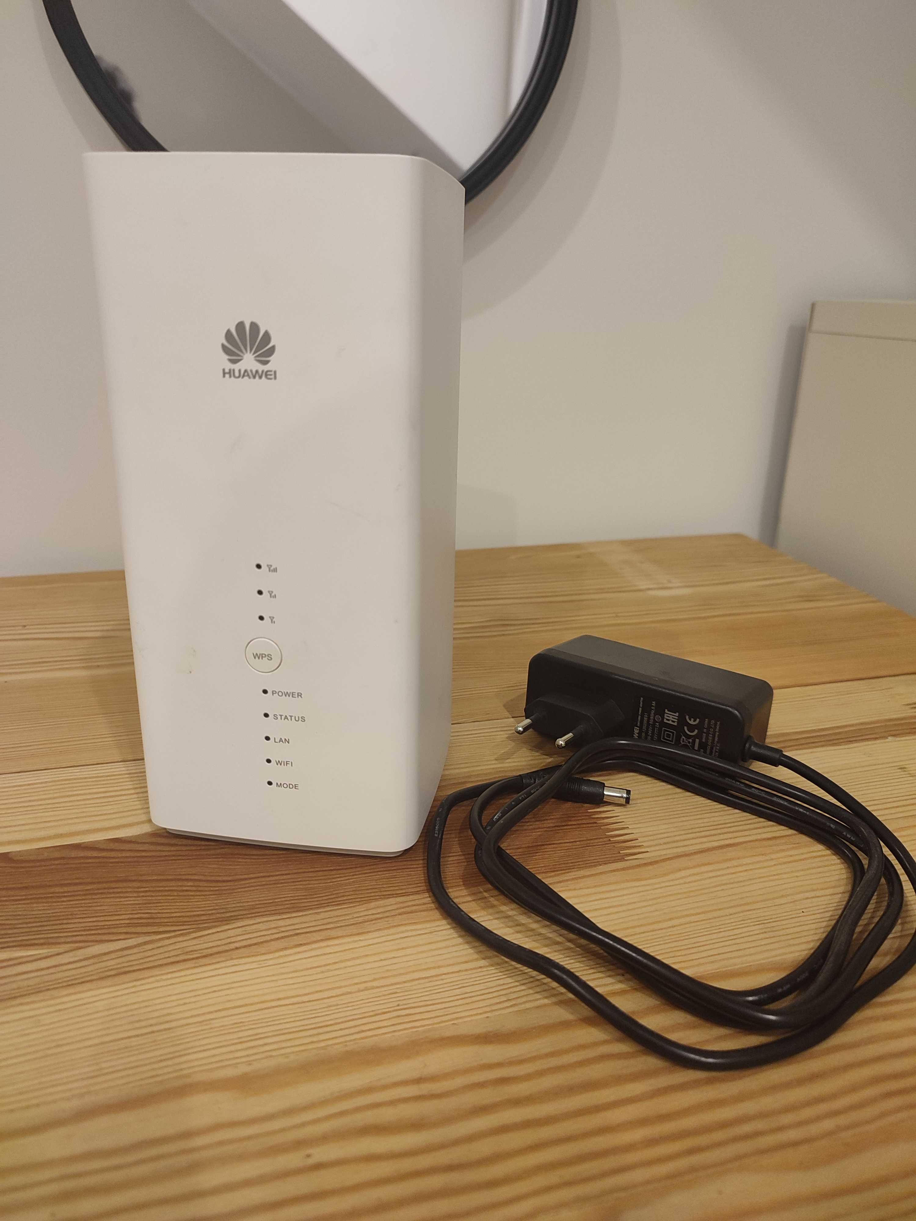 Router HUAWEI B618s-22D 4G LTE 600Mbps LAN + zasilacz