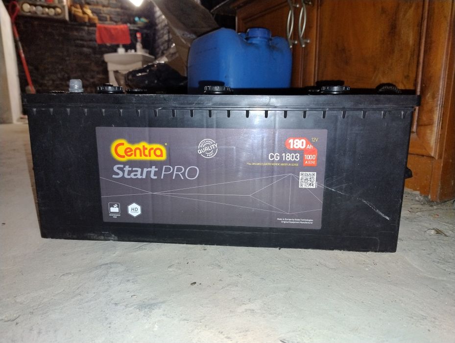 Akumulator 12v Centra Start Pro CG1803 - 180Ah 1000A