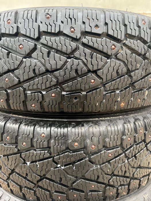 Резина шини Nokian зима 195/70 r15 c