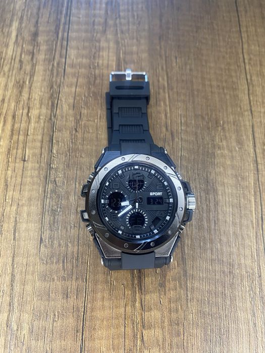 Męski zegarek sportowy analogowo-cyfrowy