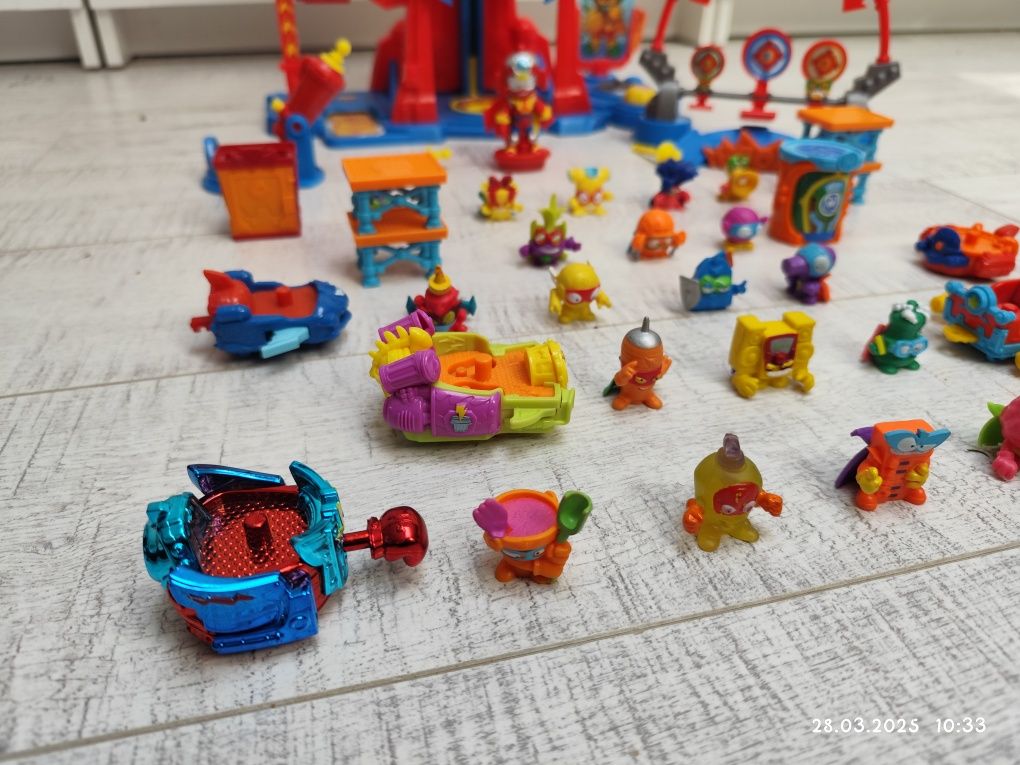 Super zings things zestaw wieża treningowa training tower figurki aut