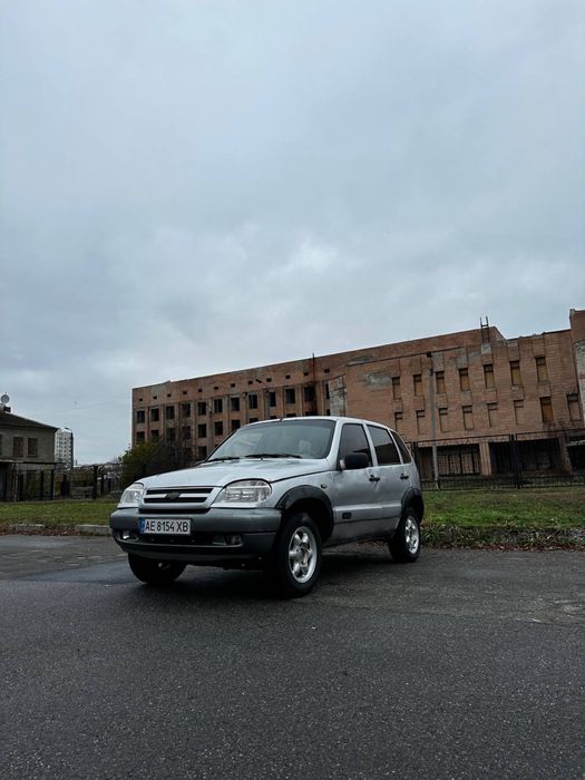 Продам ниву шивролет