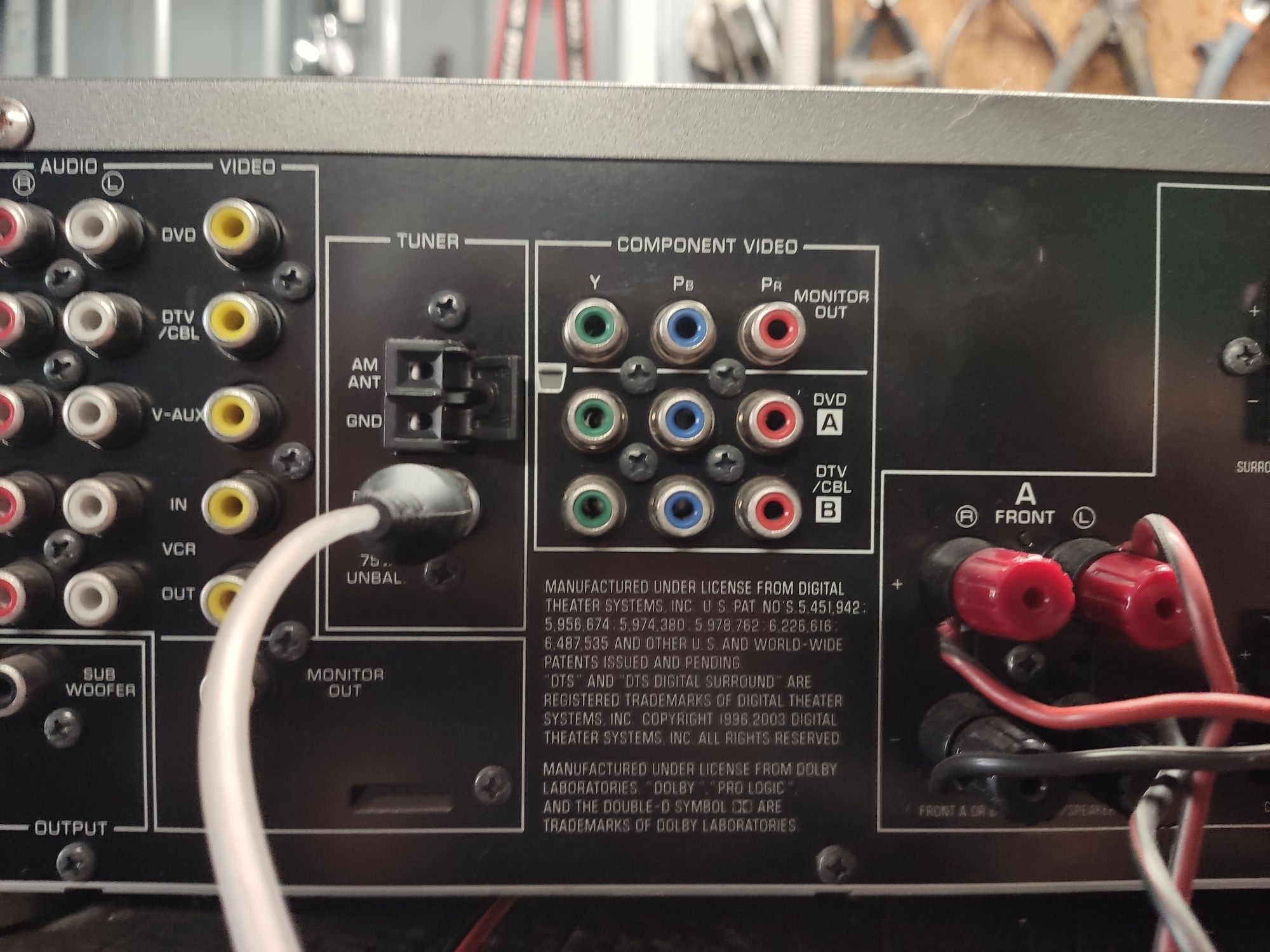 Amplituner Yamaha +drugi Onkyo gratis