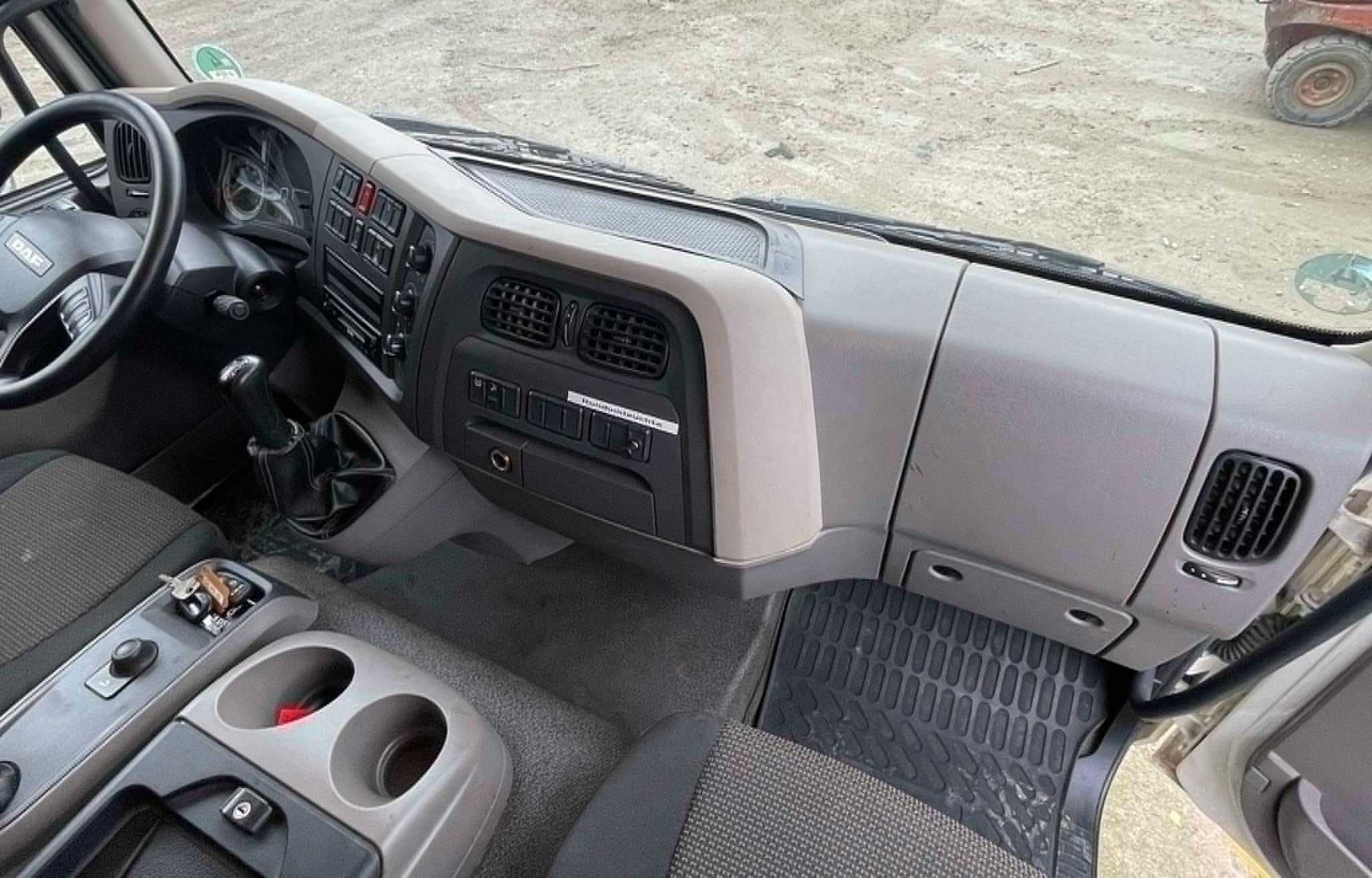 przekładka do anglika Daf Lf 45 55 Fa Euro 6 deska rozdzielcza konsola