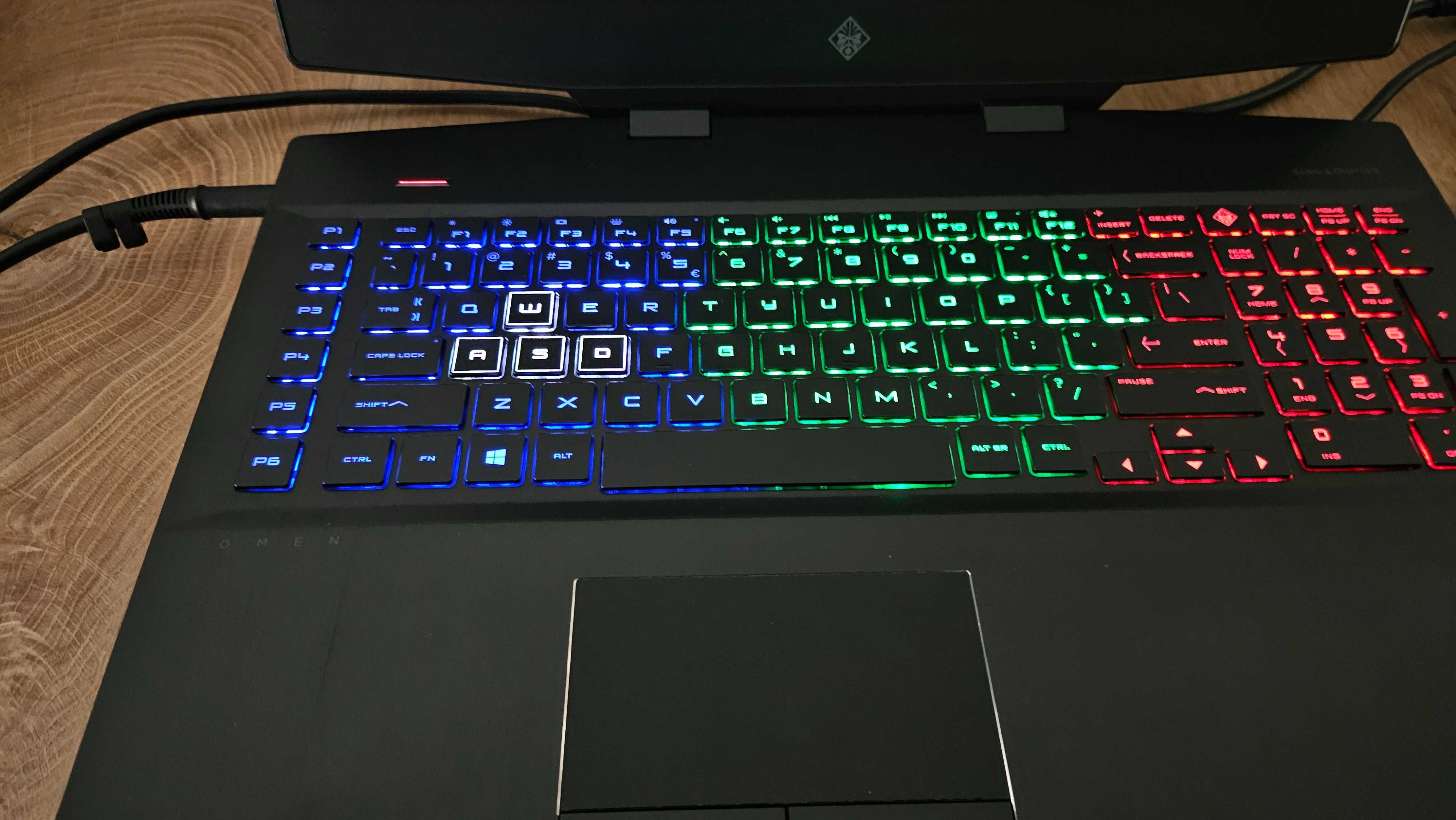 HP OMEN 17 i7-10750H/32GB RTX2060 1.5TB