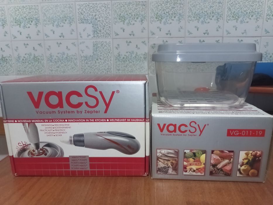 Вакумний контейнер з насосом vacSY Zenter