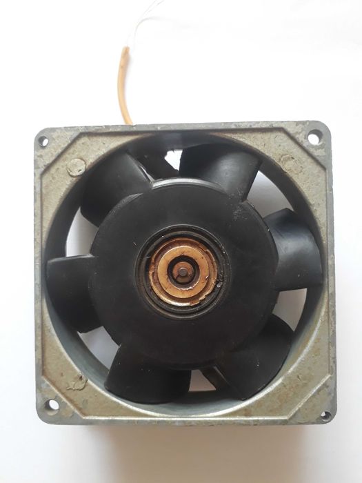Витяжний вентилятор  СССР ВА 9/2 220V 50 hz