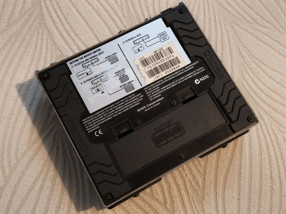 Vários pedais guitarra