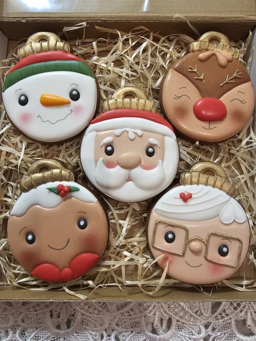 Świąteczne Pierniczki w pudełku