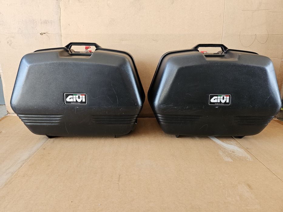 Kufry Givi Monokey motocyklowe boczne E38 38L