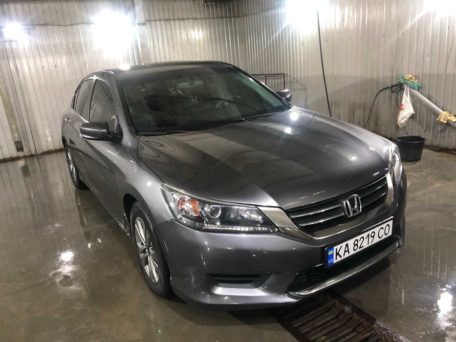 HONDA ACCORD 2012 2.4 бенз