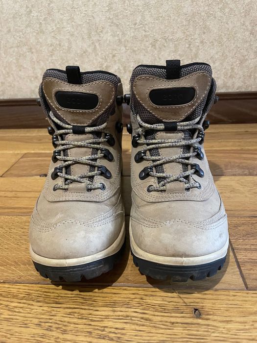 Трекинговые ботинки ECCO на мембране CORE-TEX из натуральной кожи