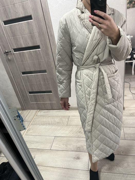 Стеганное пальто на запах