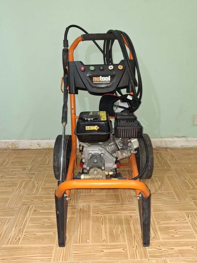 Maquina  de lavar de alta pressao