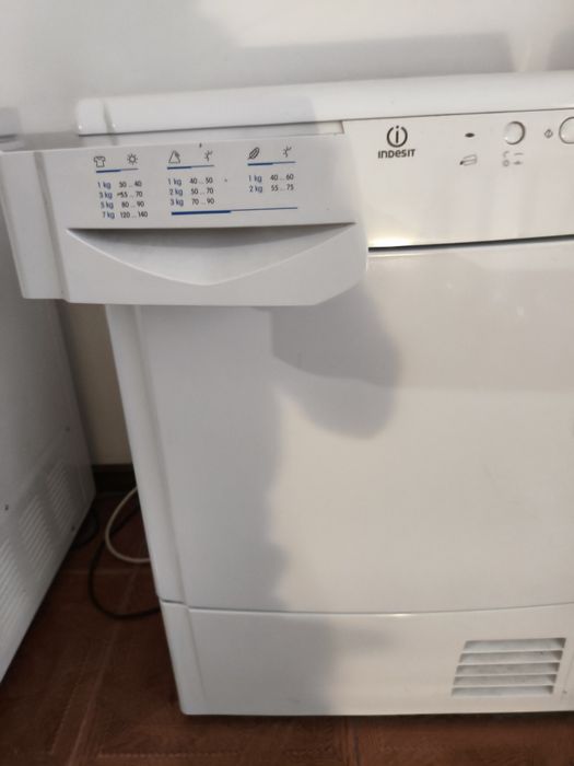 Vendo máquina de secar roupa