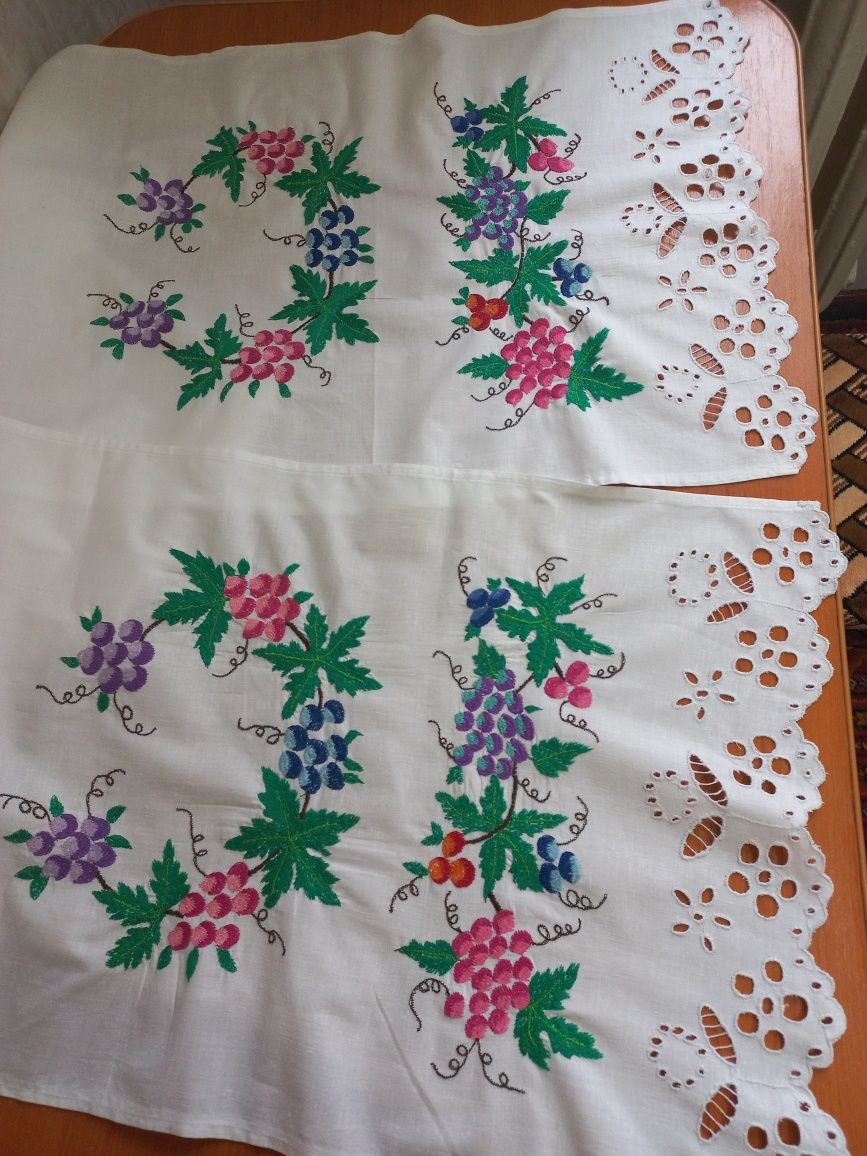 Продам рушник вишитий гладдю