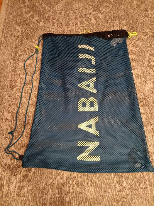 Deska,  fajka i torba do plywania w zestawie