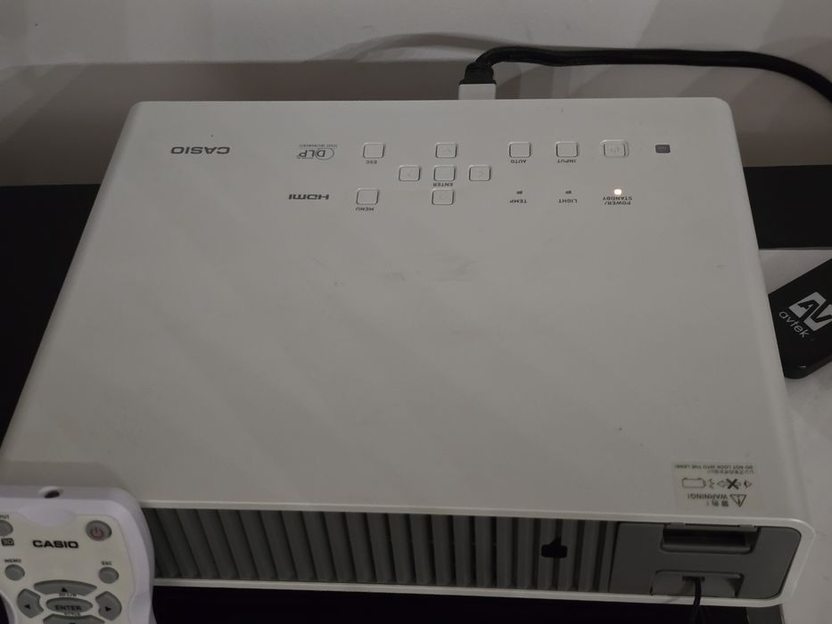Projektor DLP Casio XJ-M250 biały+pilot.