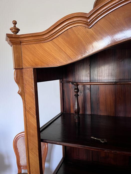 Serwantka w stylu Ludwikowskim Antyk