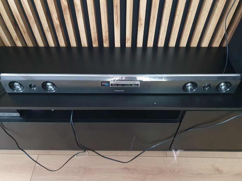 Soundbar Samsung HW-C470 + Soubwoofer PS-WC450