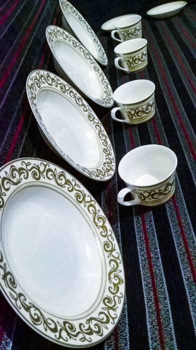 Фарфоровый набор посуды сервиз De Luxe порцеляновая посуда фарфор