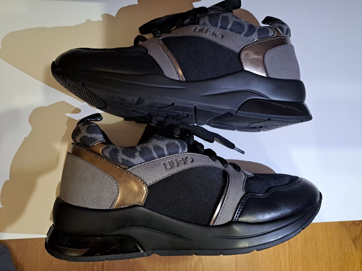Снікерси кеди Liu jo 38 р