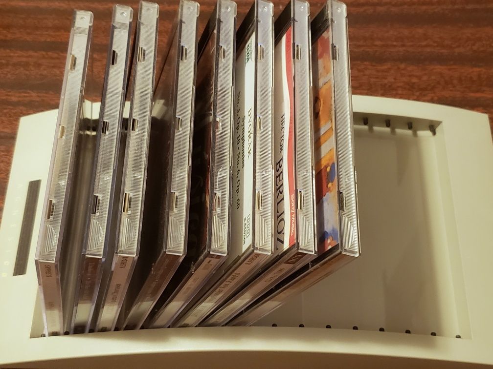 Suporte de mesa para CD