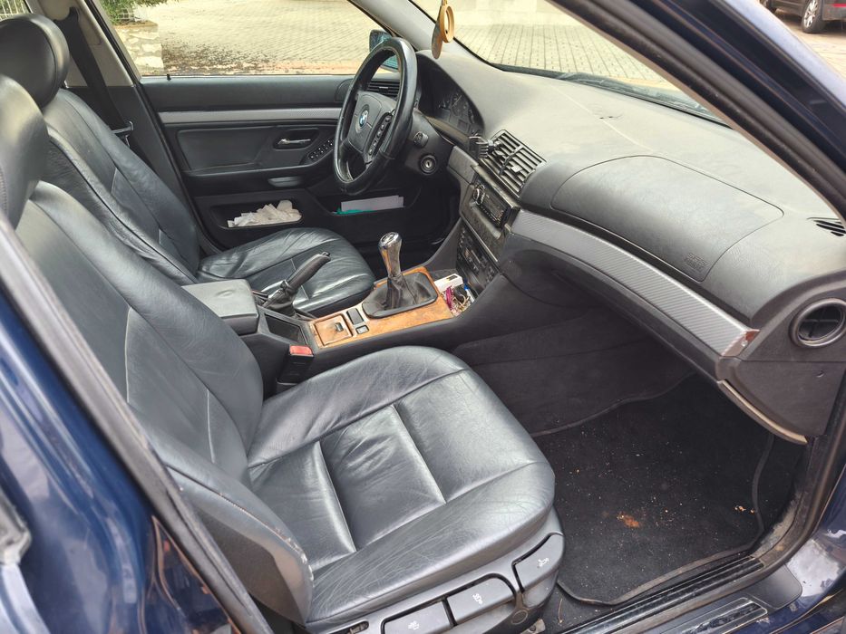 BMW 520i  E39 150cv 6 cilindros