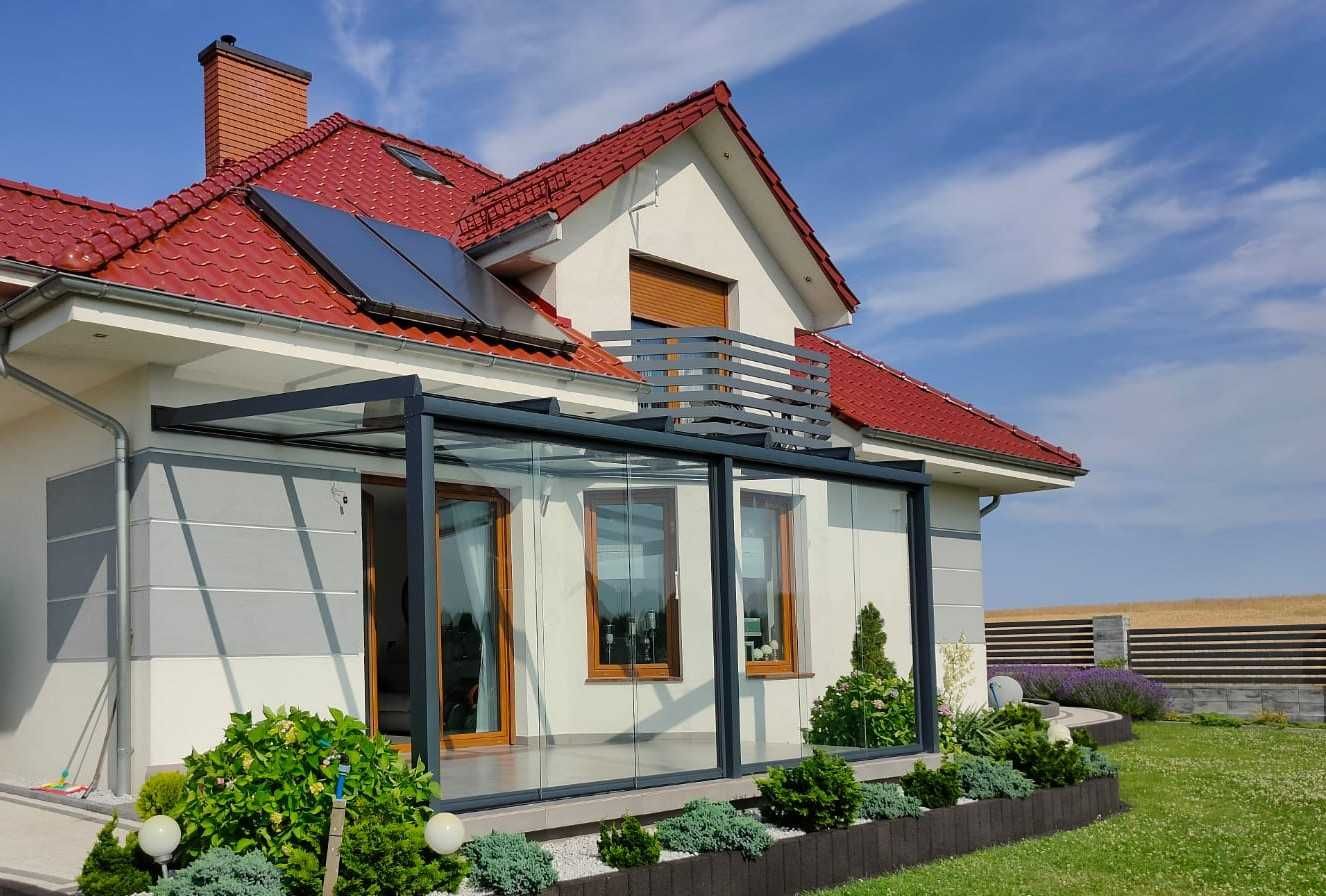 Zadaszenie tarasu, zabudowy szklane, system szyb przesuwnych, tarasy z