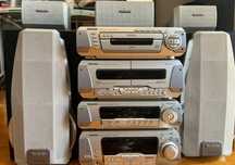 Sprzedam wieżę Technics SH-EH770.