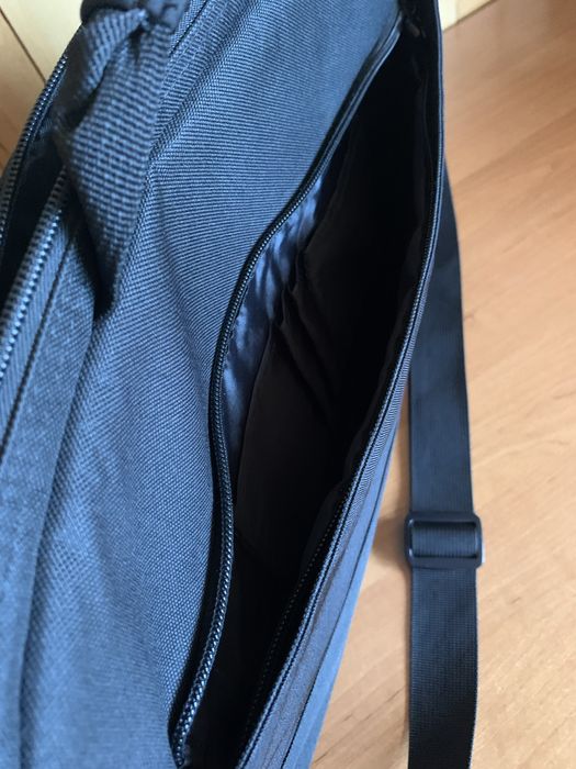 Сумка фірми”ThinkPad”для ноутбука на 15.6 дюймів чорна роз.40*30*5 см