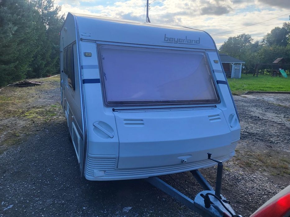Beyerland  Witam sprzedam ładną i zadbaną przyczepę kempingową Beyerland
