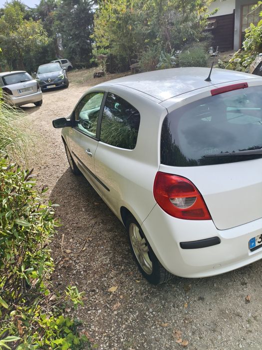 Vendo Clio comercial impecável