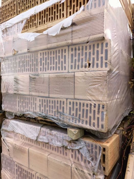 pustaki ceramiczne Bogdanka, dł. 29, wys.:22, szer. 19 cm, 15szt/m2